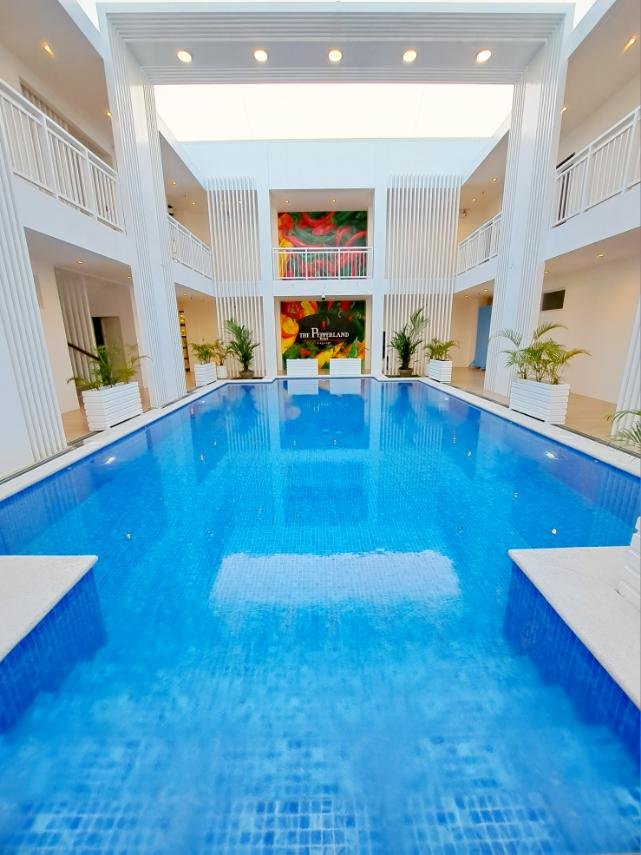 Pool area with seating